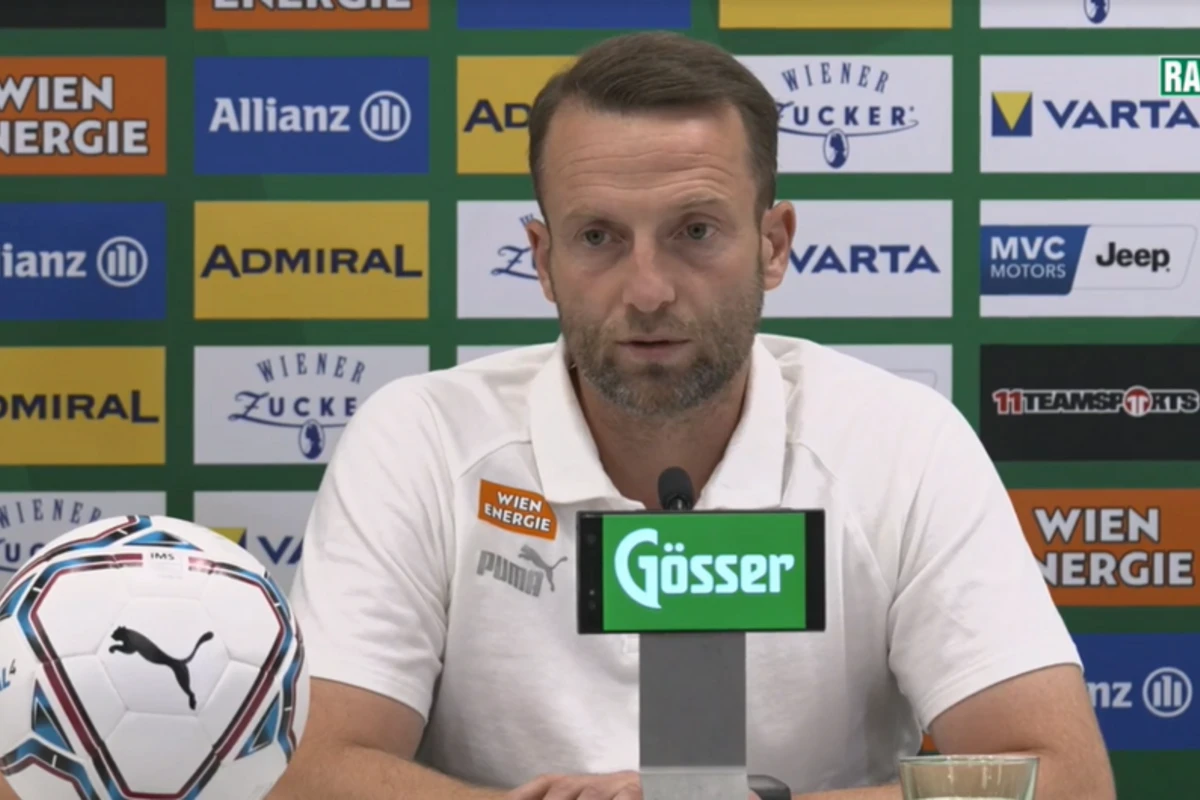 Rapidin baş məşqçisi: Neftçinin futbolçuları fərdi olaraq güclüdür