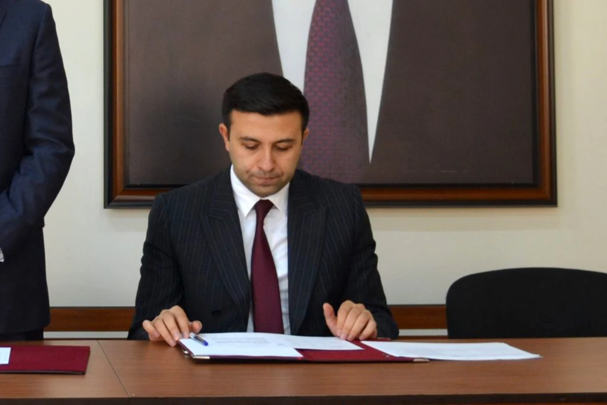 Prezidentin yeni təyin etdiyi icra başçısı kimdir? - DOSYE Prezidentin yeni təyin etdiyi icra başçısı kimdir? - DOSYE