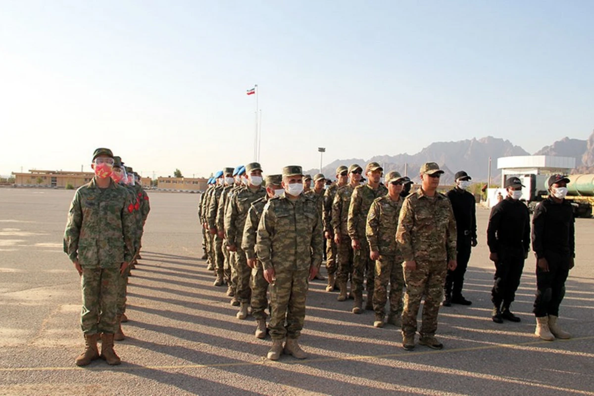Hərbi qulluqçularımız İranda səfərdədirlər - FOTO Hərbi qulluqçularımız İranda səfərdədirlər - FOTO