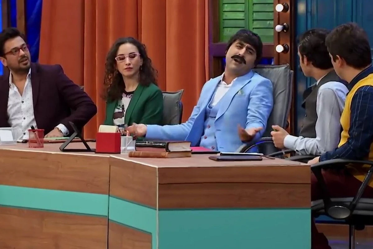 Güldür Güldürün ulduz aktyoru şounu tərk edir - FOTO