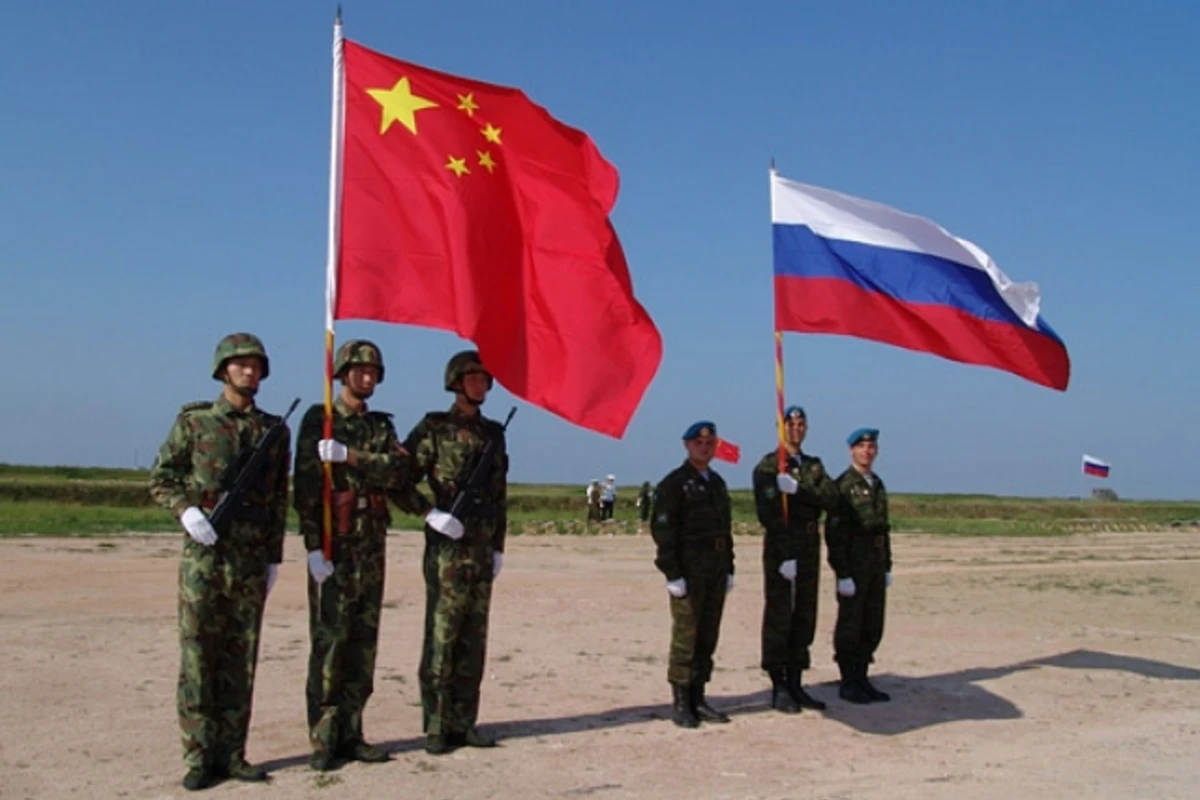 Китай проведет с Россией совместные военные учения Китай проведет с Россией совместные военные учения