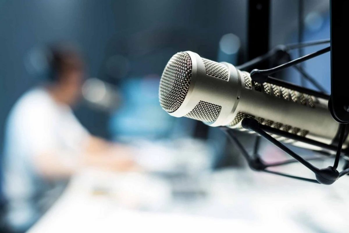 Azərbaycanda üç yeni radionun açılması üçün müraciət edən qurumların adları məlum olub - SİYAHI Azərbaycanda üç yeni radionun açılması üçün müraciət edən qurumların adları məlum olub - SİYAHI