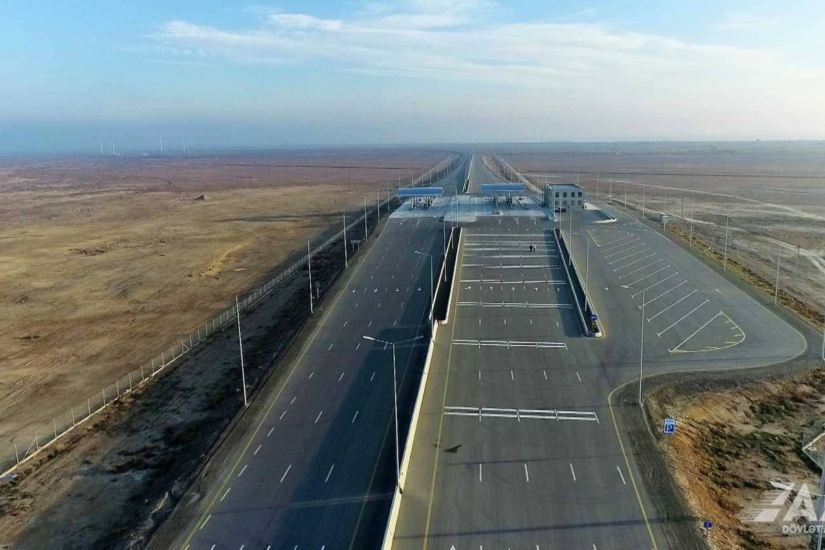 Azərbaycanda ilk ödənişli yol bu ilin sonuna kimi istifadəyə veriləcək