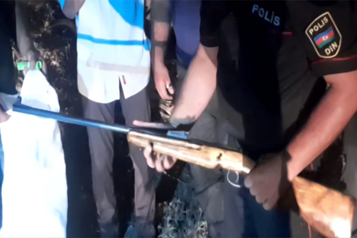Polis əməliyyat keçirdi - 21 nəfər saxlanıldı - FOTO