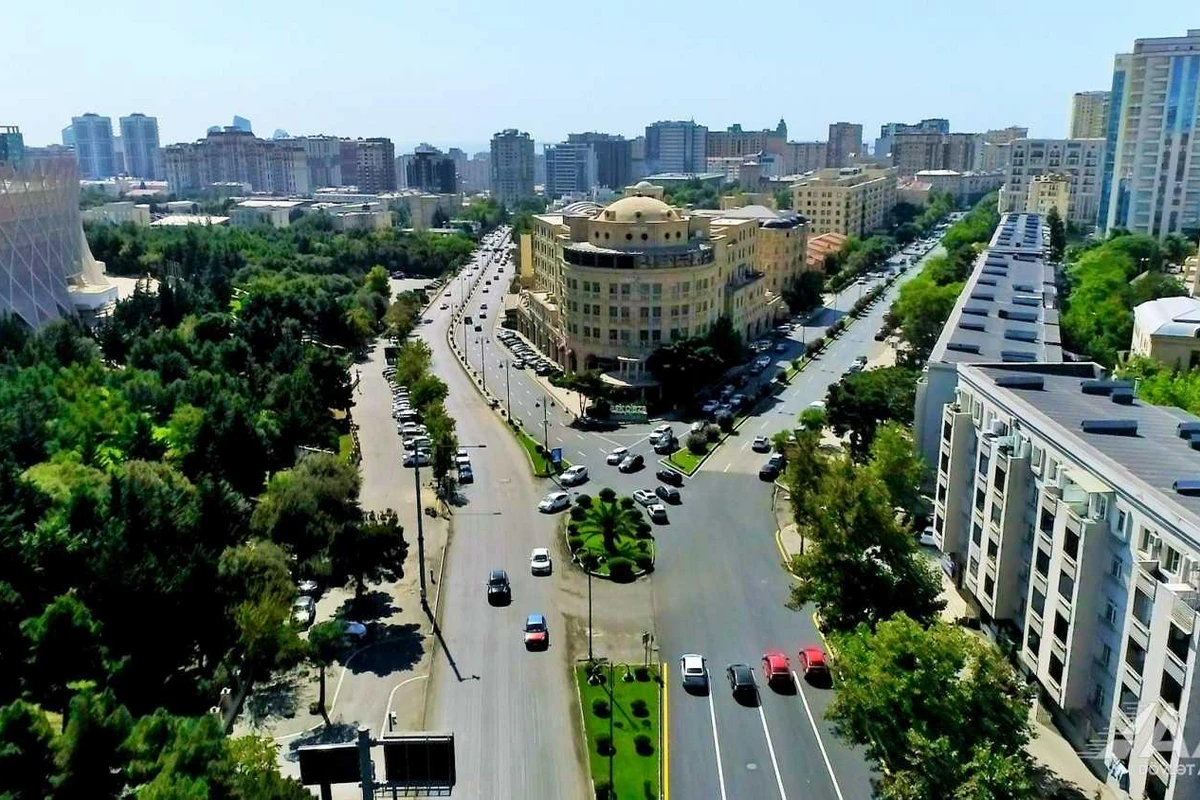 Bakının Tbilisi prospektinin bir hissəsində təmir yekunlaşıb