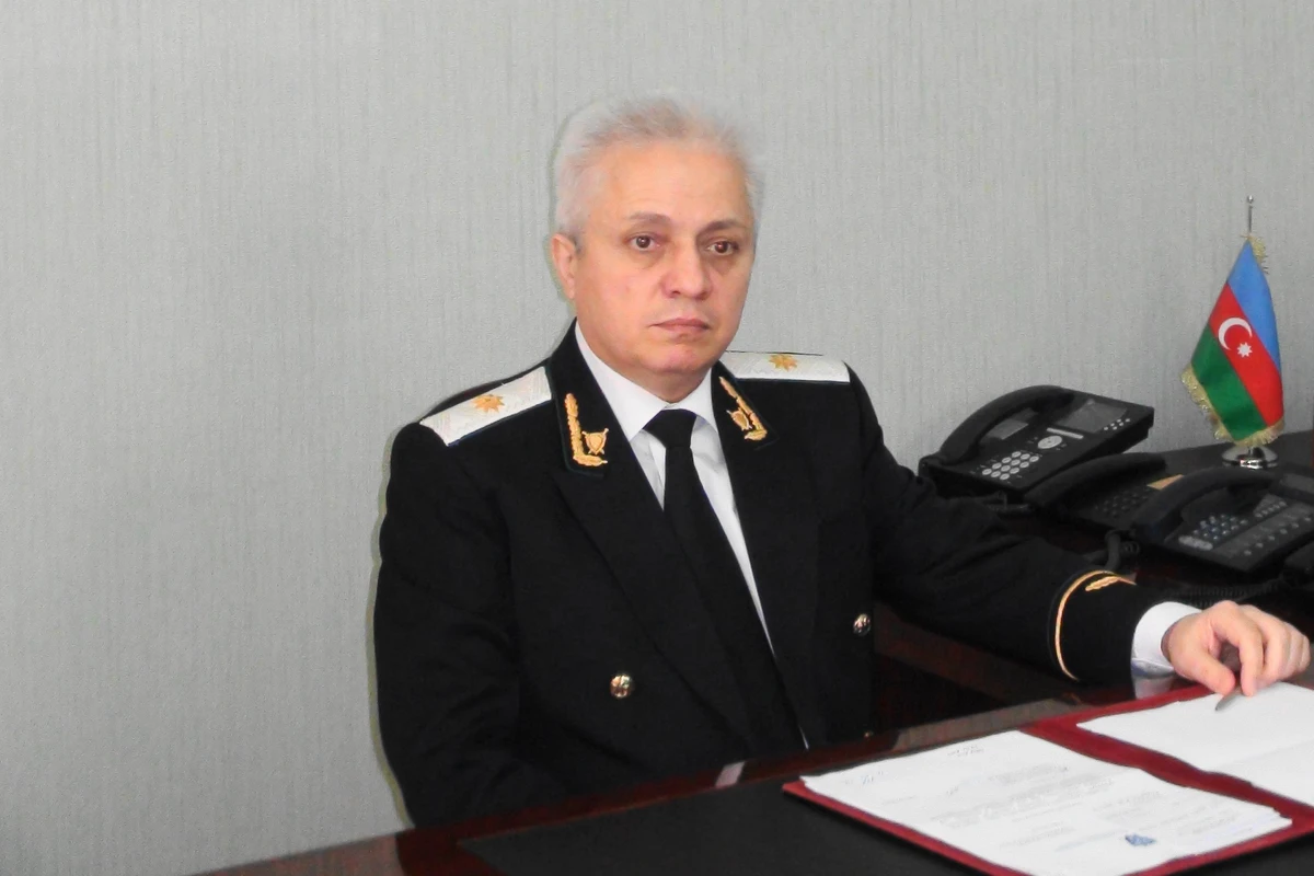 Azərbaycanda general pensiyaya görə nazirliyi məhkəməyə verdi