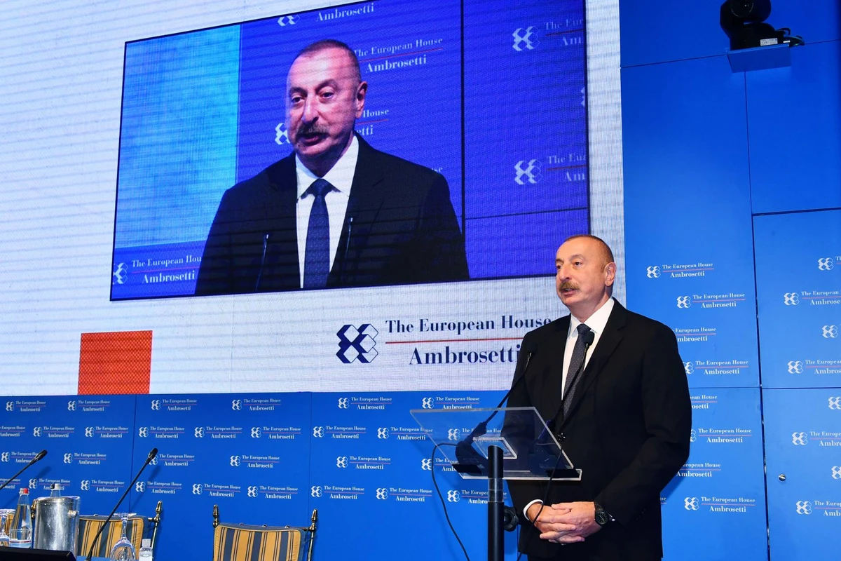 Prezident: Biz heç bir zaman özümüzü nəhəng qonşularımızın siyasətinə uyğunlaşdırmamışıq