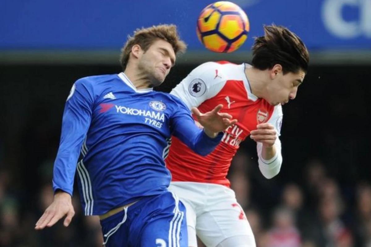 Barselona London klublarından futbolçular transfer etdi - VİDEO