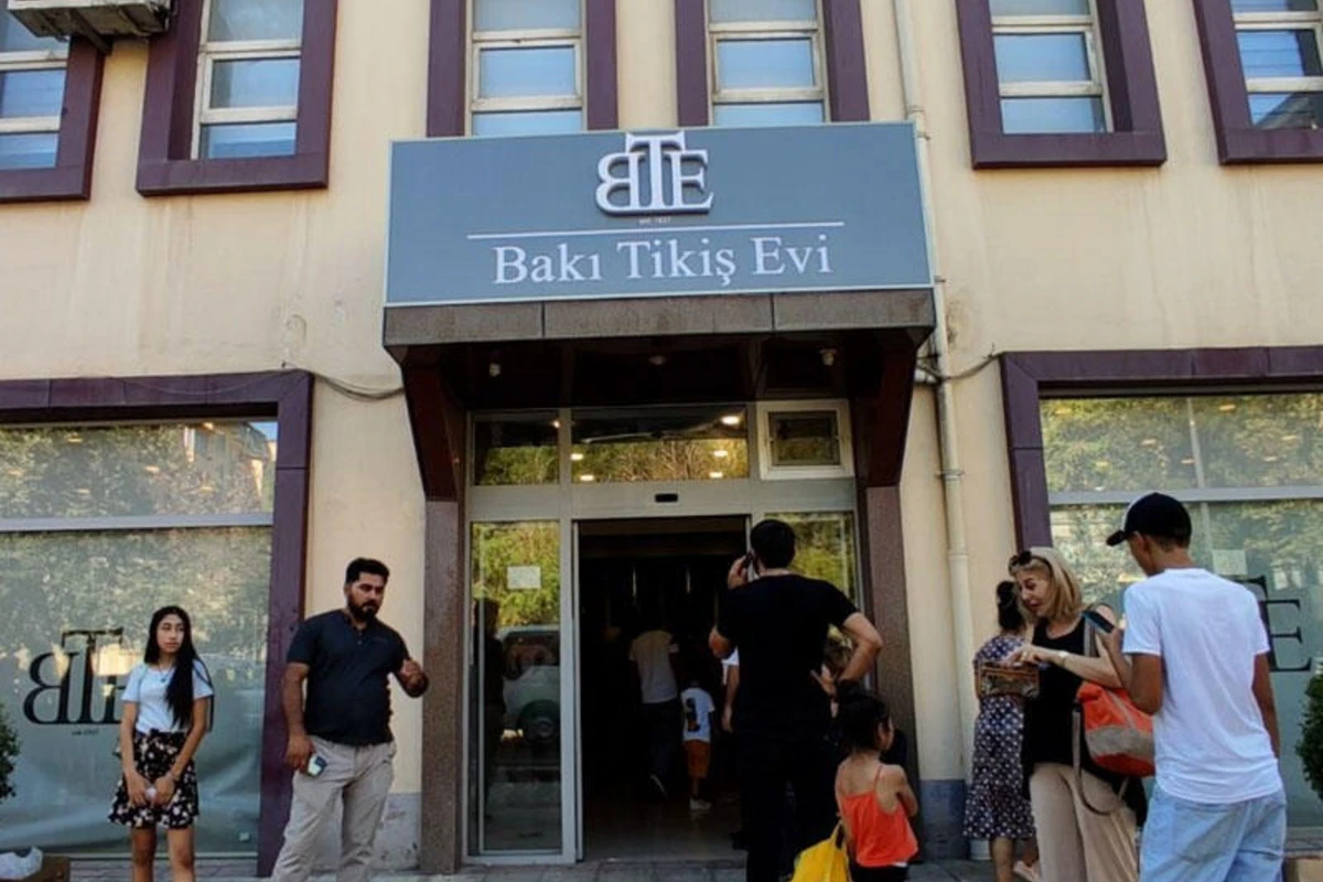 Məktəbli formalarında bahalaşma gözlənilir? - Bakı Tikiş evi açıqlama verdi - FOTO Məktəbli formalarında bahalaşma gözlənilir? - Bakı Tikiş evi açıqlama verdi - FOTO