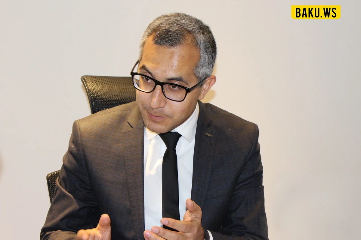 Kamran Əsədovun nazirlə bağlı paylaşımı etiraza səbəb oldu: İnsanları təhqir etmək olmaz - FOTO