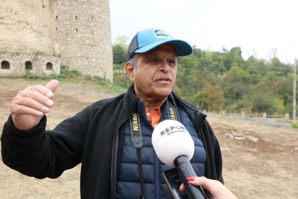 Amerikalı səyyah: “Azad edilmiş ərazilərdə infrastrukturun bərpasının sürəti heyranedicidir”