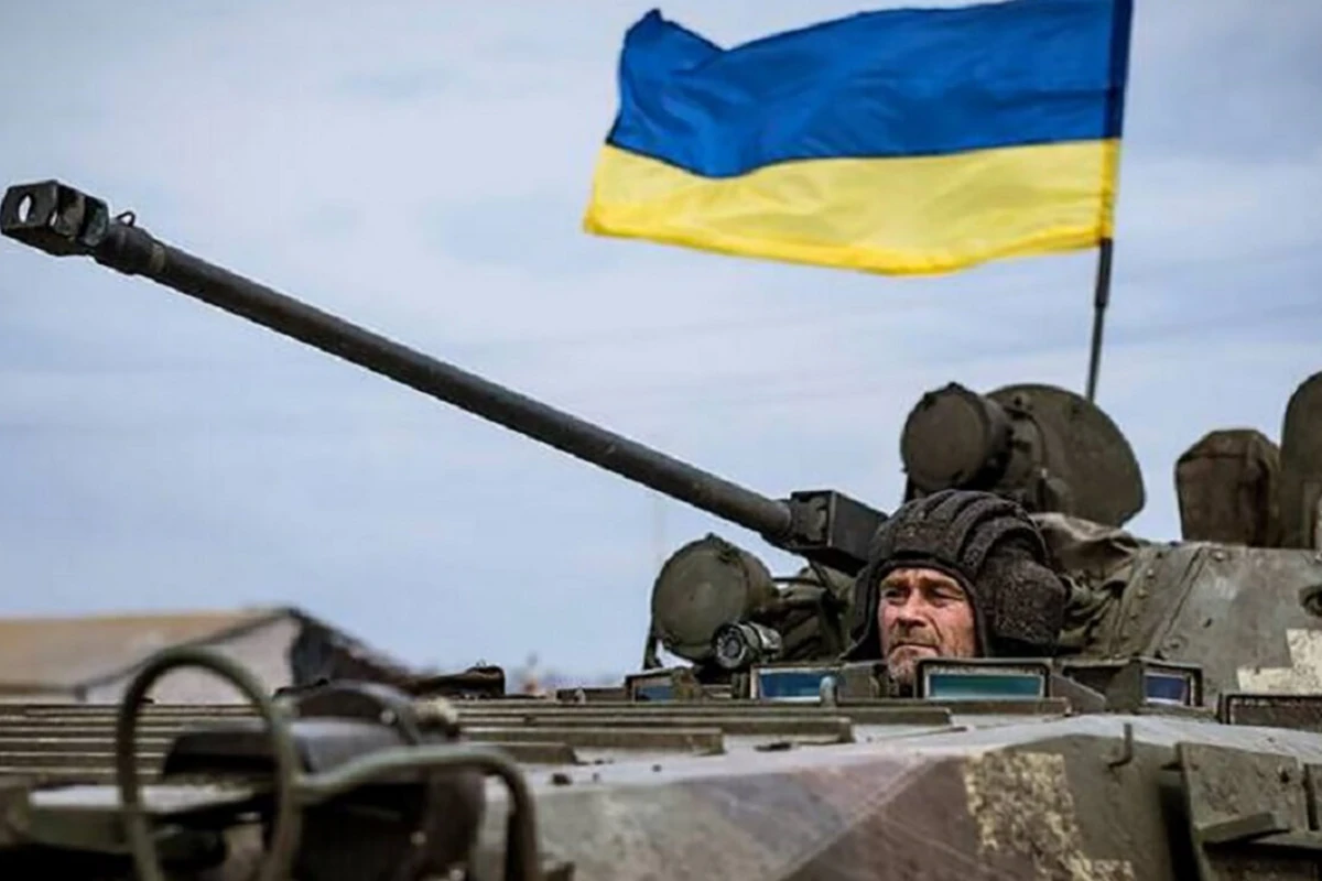 Украинские военные вышли на окраины Лисичанска Луганской области