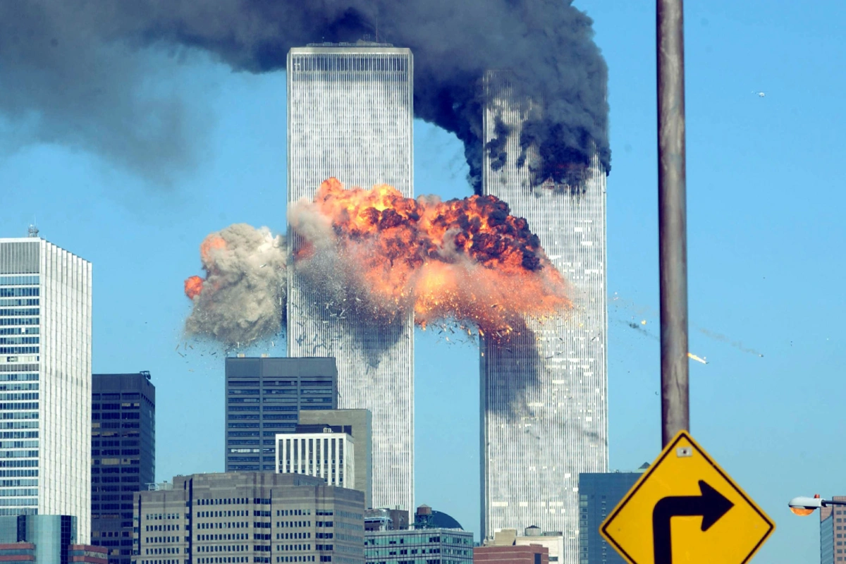 США вспоминают жертв терактов 11 сентября - ФОТО