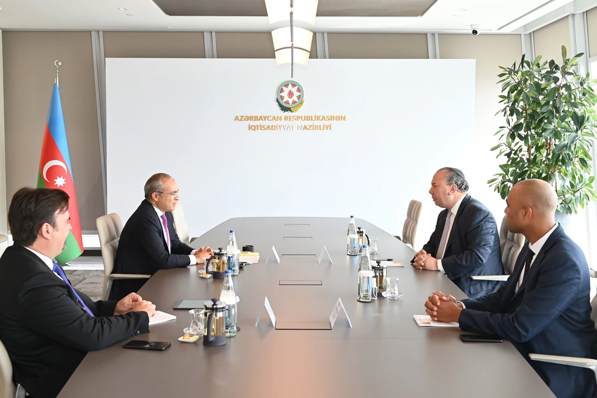 Mikayıl Cabbarov ABŞ Etnik Anlaşma Fondunun prezidenti ilə görüşüb - FOTO