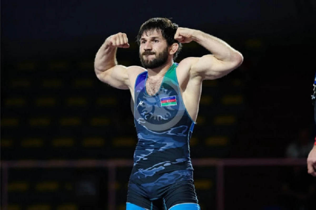 Азербайджанский борец одолел армянского спортсмена на чемпионате мира в Белграде