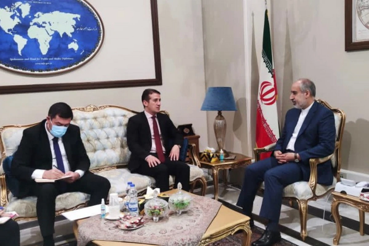 Azərbaycan səfiri İran XİN-in rəsmisi ilə görüşüb