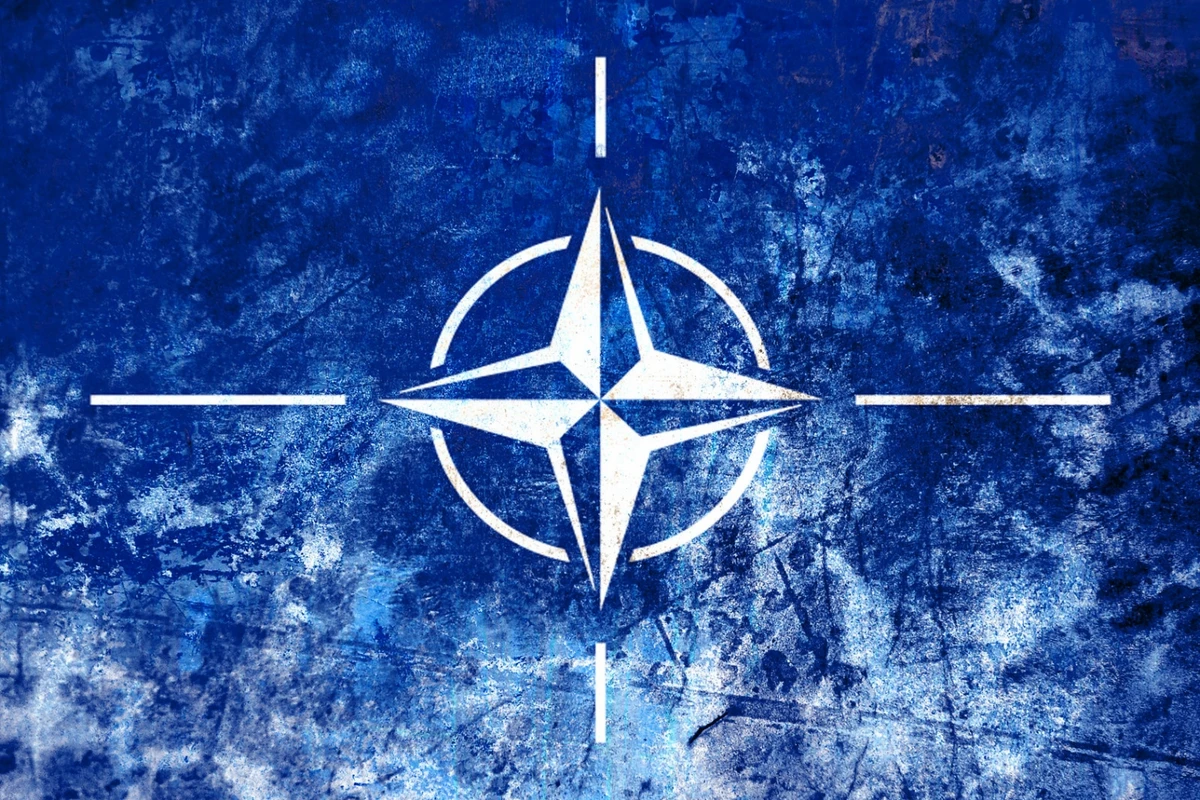 НАТО обратилось к Азербайджану и Армении