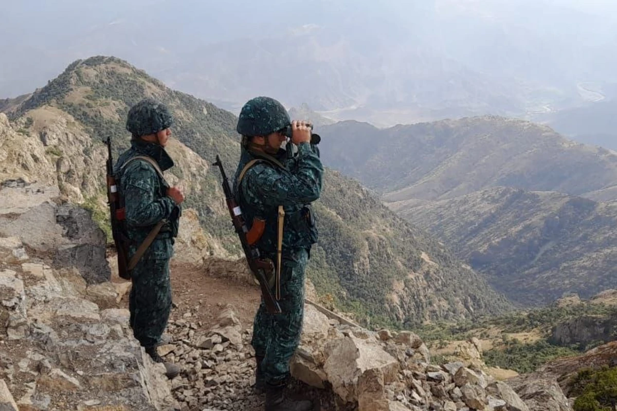 Azərbaycan Silahlı Qüvvələri sərhəd boyunca operativ vəziyyətə nəzarət edir