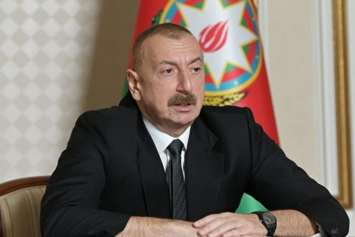 İlham Əliyev Britaniya səfirliyində olub, II Elizabetin vəfatı ilə əlaqədar başsağlığı verib - FOTO