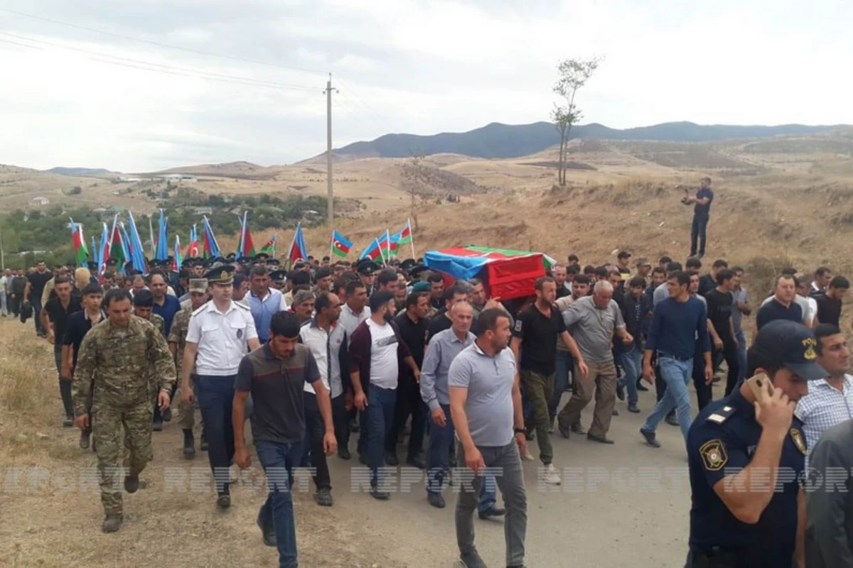 Şəhid Yunis Kazımov Qazaxda torpağa tapşırılıb - FOTO