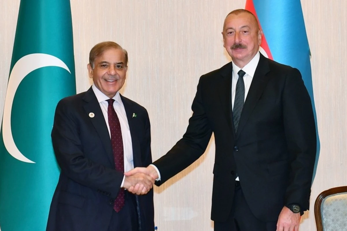 İlham Əliyev Pakistanın Baş naziri ilə görüşüb - FOTO - YENİLƏNİB