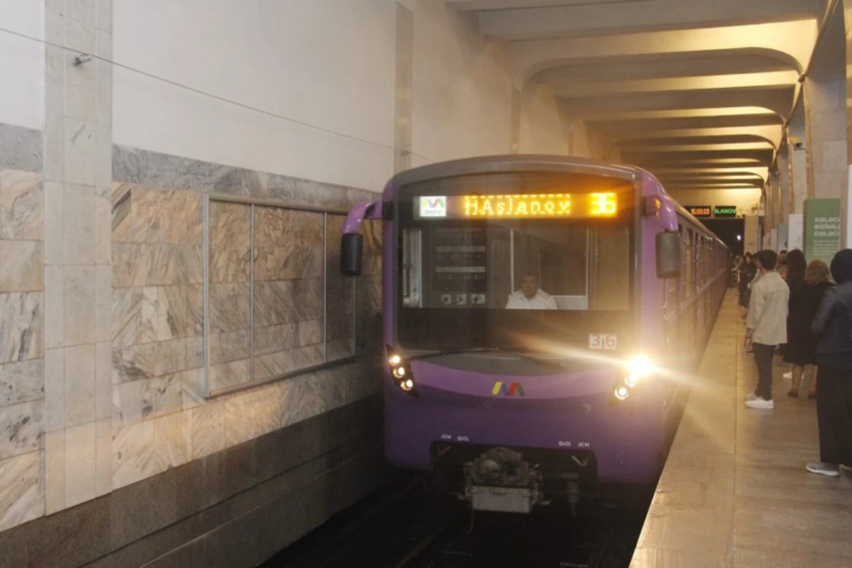 Bakı metrosunda texniki nasazlıq aradan qaldırılıb - VİDEO - YENİLƏNİB Bakı metrosunda texniki nasazlıq aradan qaldırılıb - VİDEO - YENİLƏNİB