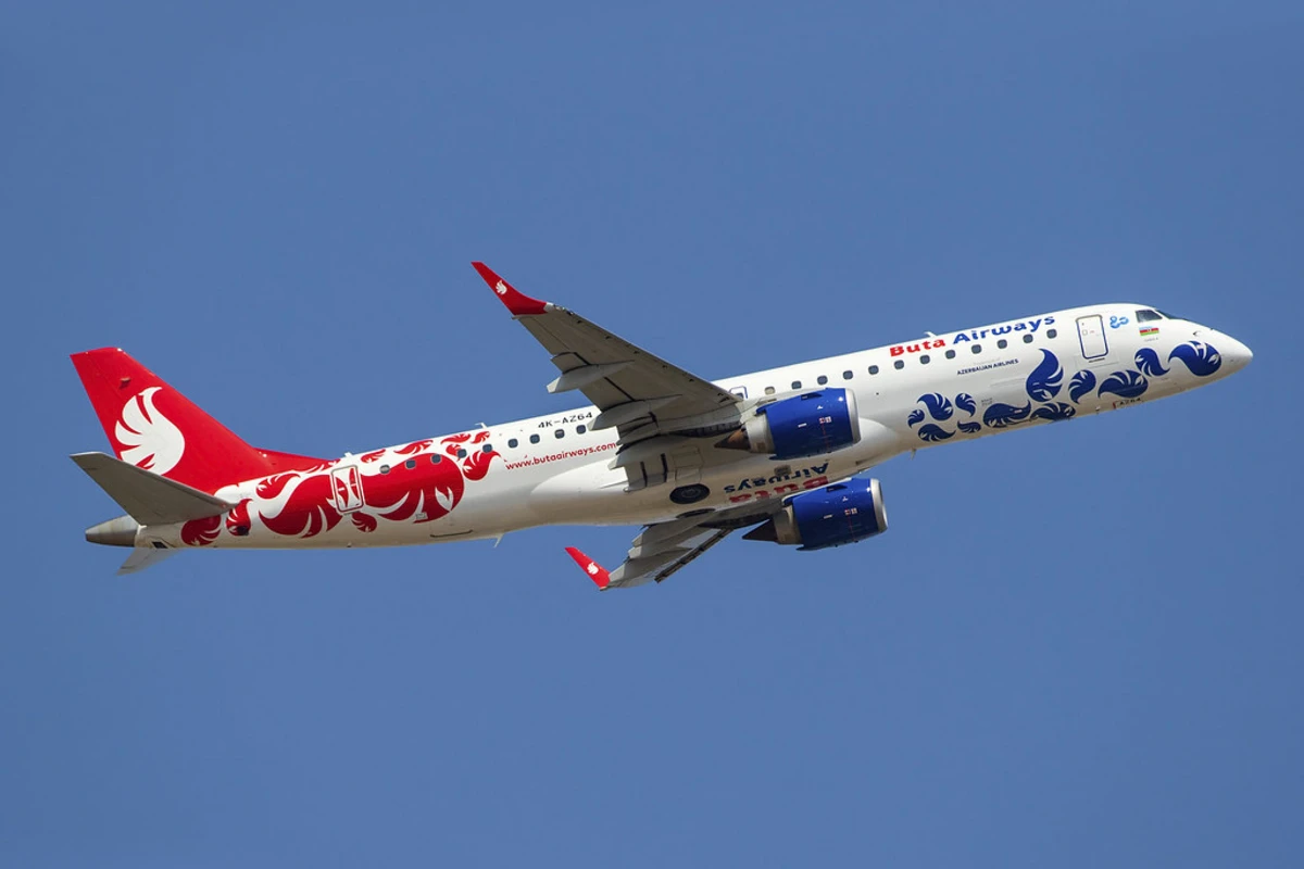 “Buta Airways”in Bakıdan Batumiyə uçan təyyarəsi Tbilisiyə təcili eniş edib