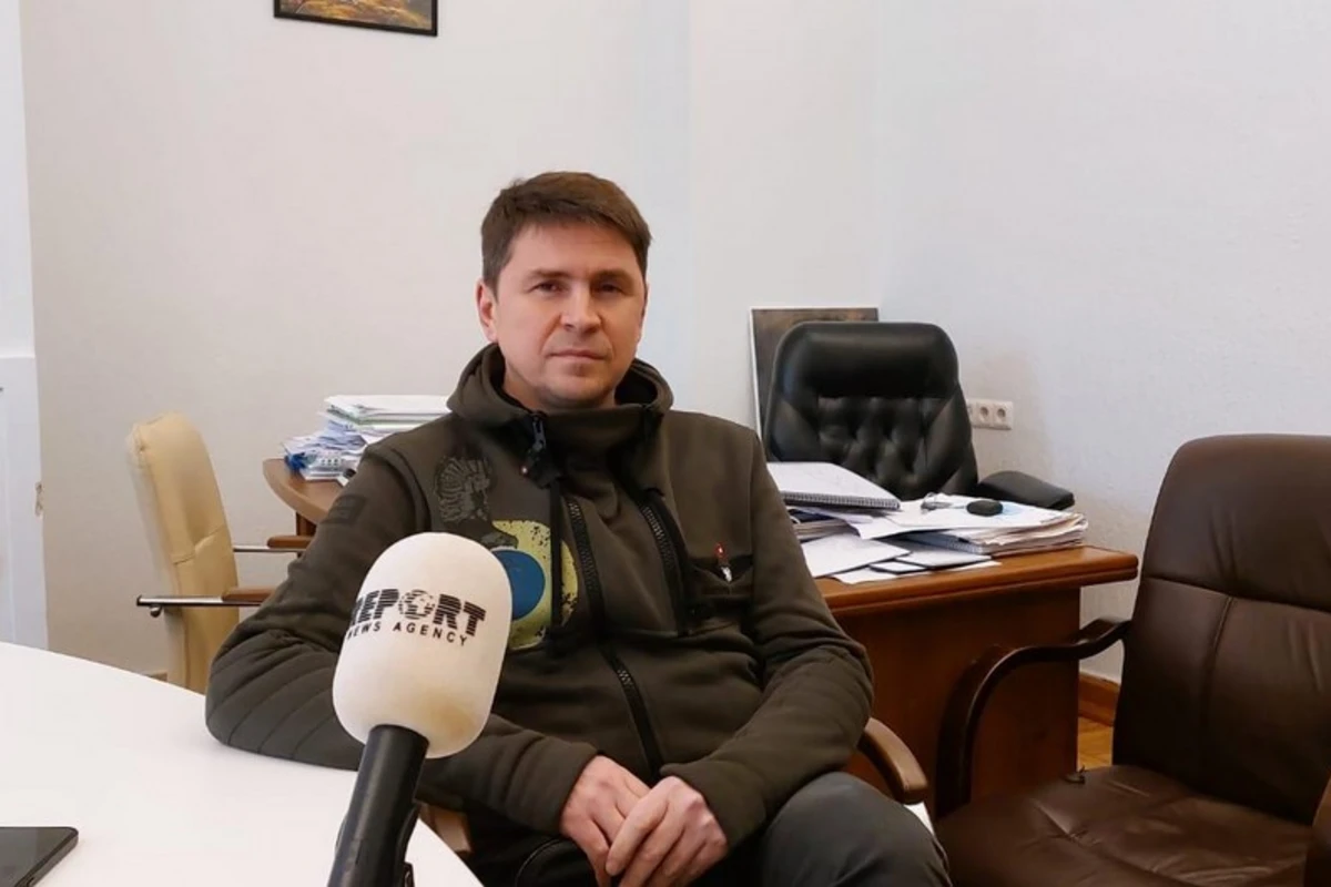 Mixoylo Podolyak: Azərbaycan bütün səviyyələrdə Ukraynaya yardım göstərir
