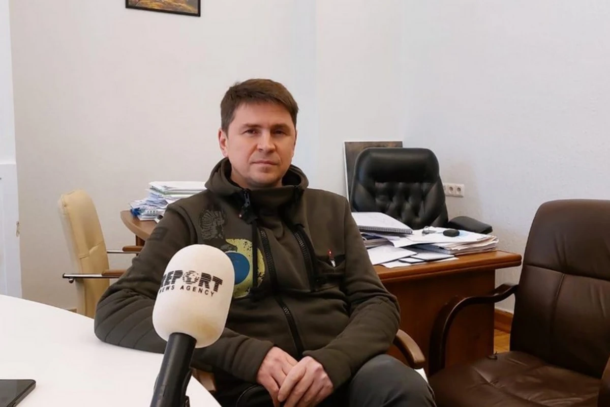 Михаил Подоляк: Хотим скорее освободить свои территории, но реальность более жестока - ИНТЕРВЬЮ
