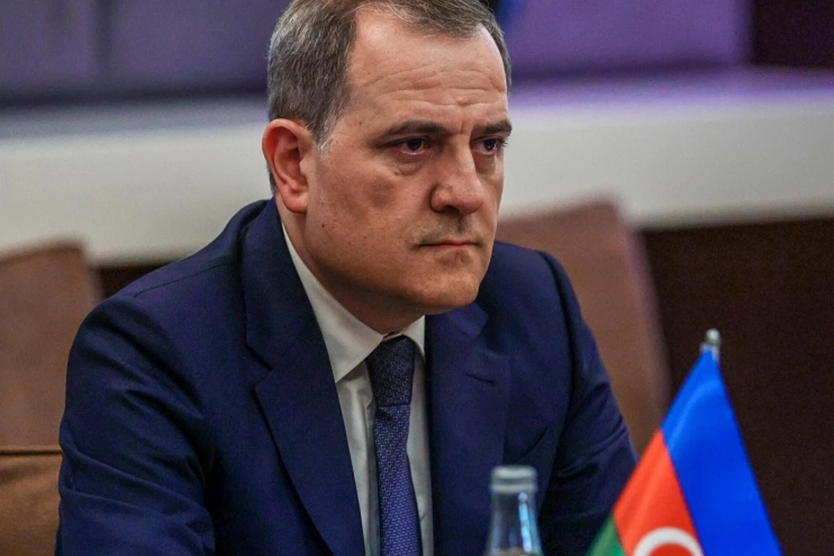 Ceyhun Bayramov: “Mina sahələrinin xəritələrinin əldə edilməsində BMT-nin davamlı dəstəyi zəruridir” Ceyhun Bayramov: “Mina sahələrinin xəritələrinin əldə edilməsində BMT-nin davamlı dəstəyi zəruridir”