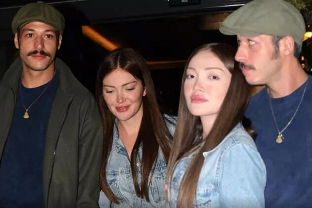 Sevgili olduqlarını elan etdilər - FOTO Sevgili olduqlarını elan etdilər - FOTO