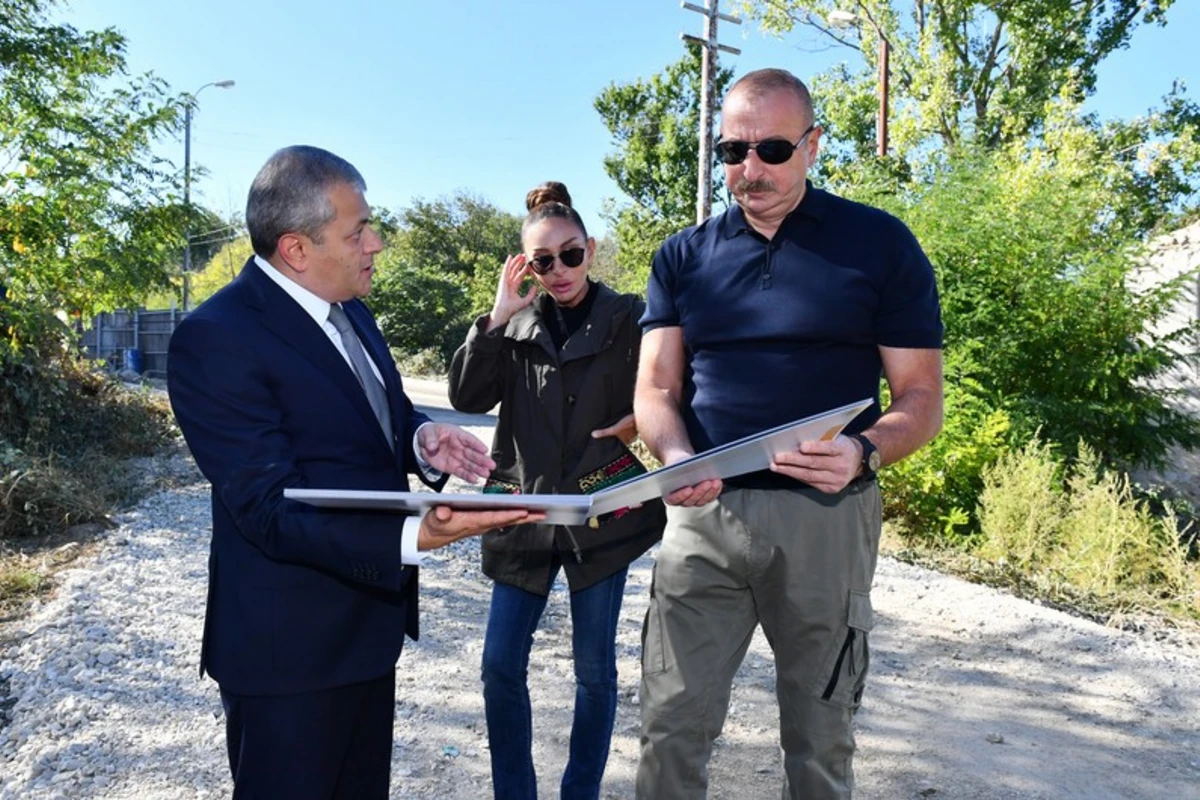 Şuşa mənzil-kommunal və təmir xidmətinin inzibati binası bərpa olunur - FOTO