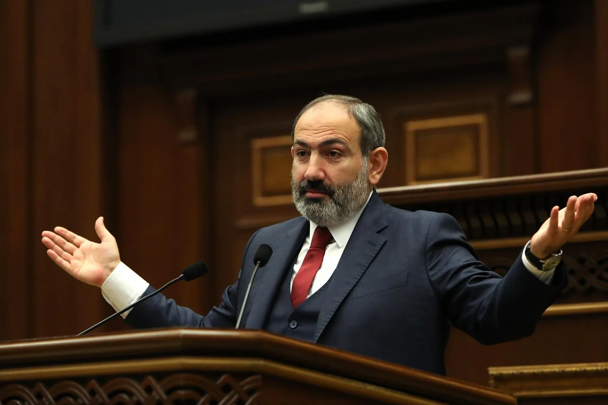 Paşinyan: “Müttəfiqlərimiz pulunu ödədiyimiz silahları bizə verməkdən imtina ediblər” Paşinyan: “Müttəfiqlərimiz pulunu ödədiyimiz silahları bizə verməkdən imtina ediblər”