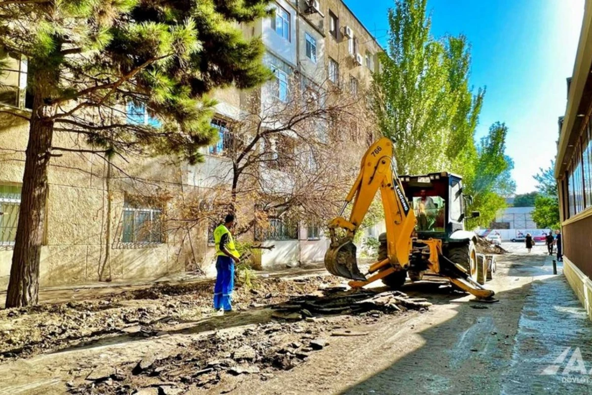 Bakının daha bir küçəsi təmir edilir - FOTO