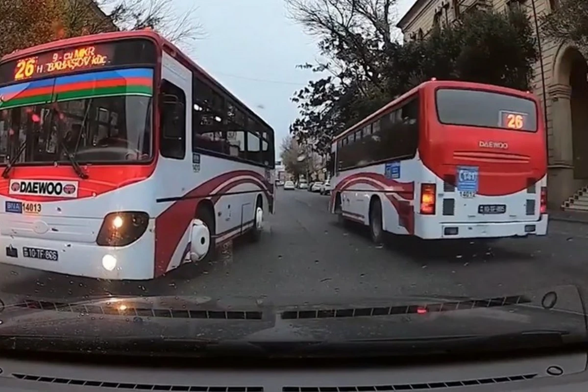 Bakıda avtobus qoca qadını vuraraq öldürüb Bakıda avtobus qoca qadını vuraraq öldürüb