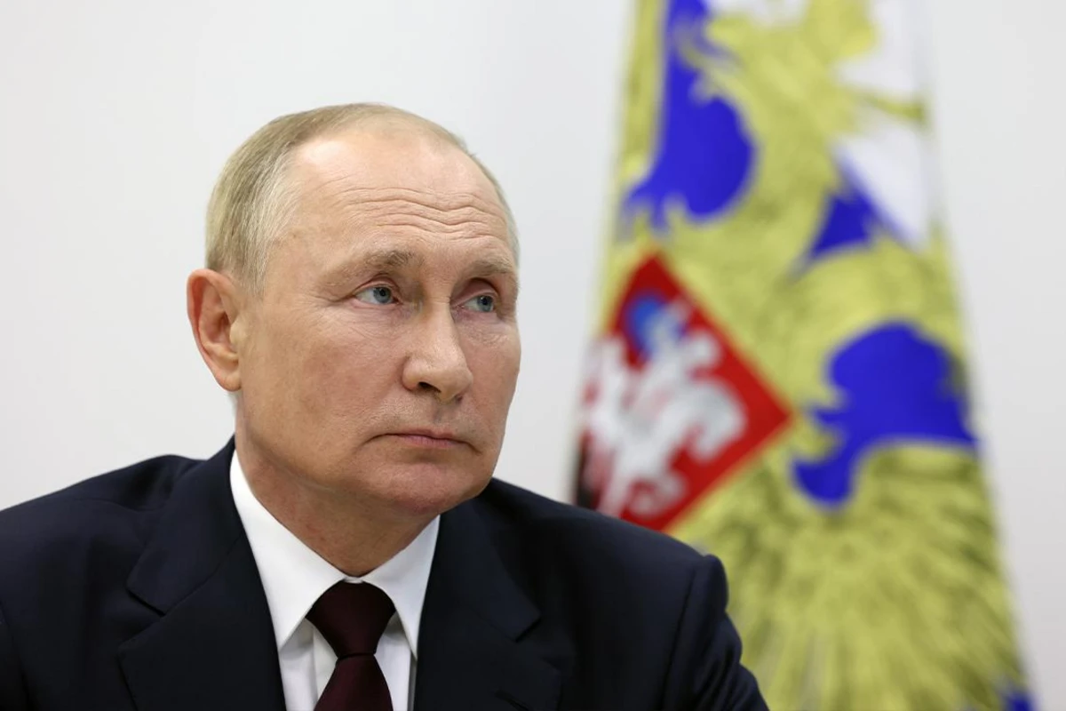 Путин подписал указы о признании независимости Запорожской и Херсонской областей Украины - ФОТО
