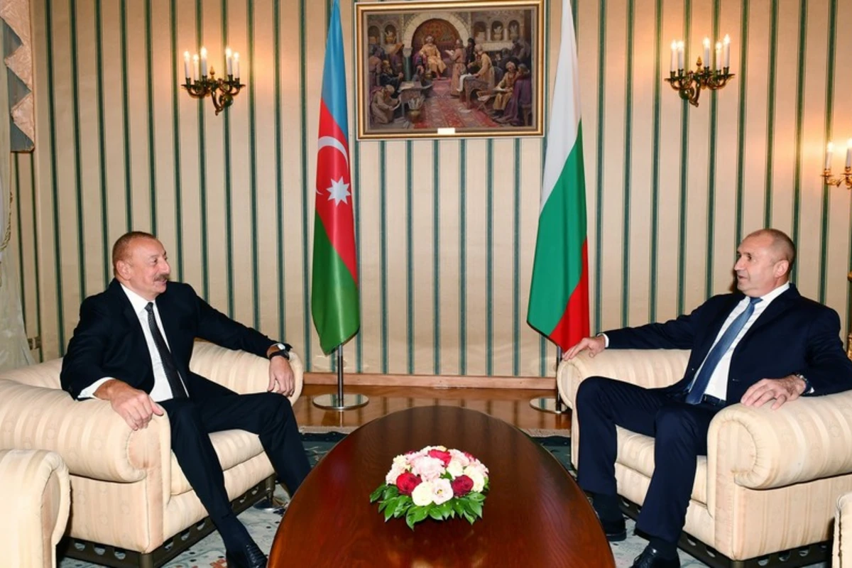 Bolqarıstan Prezidenti: “Azərbaycan özünü etibarlı tərəfdaş kimi təsdiqləyib” Bolqarıstan Prezidenti: “Azərbaycan özünü etibarlı tərəfdaş kimi təsdiqləyib”