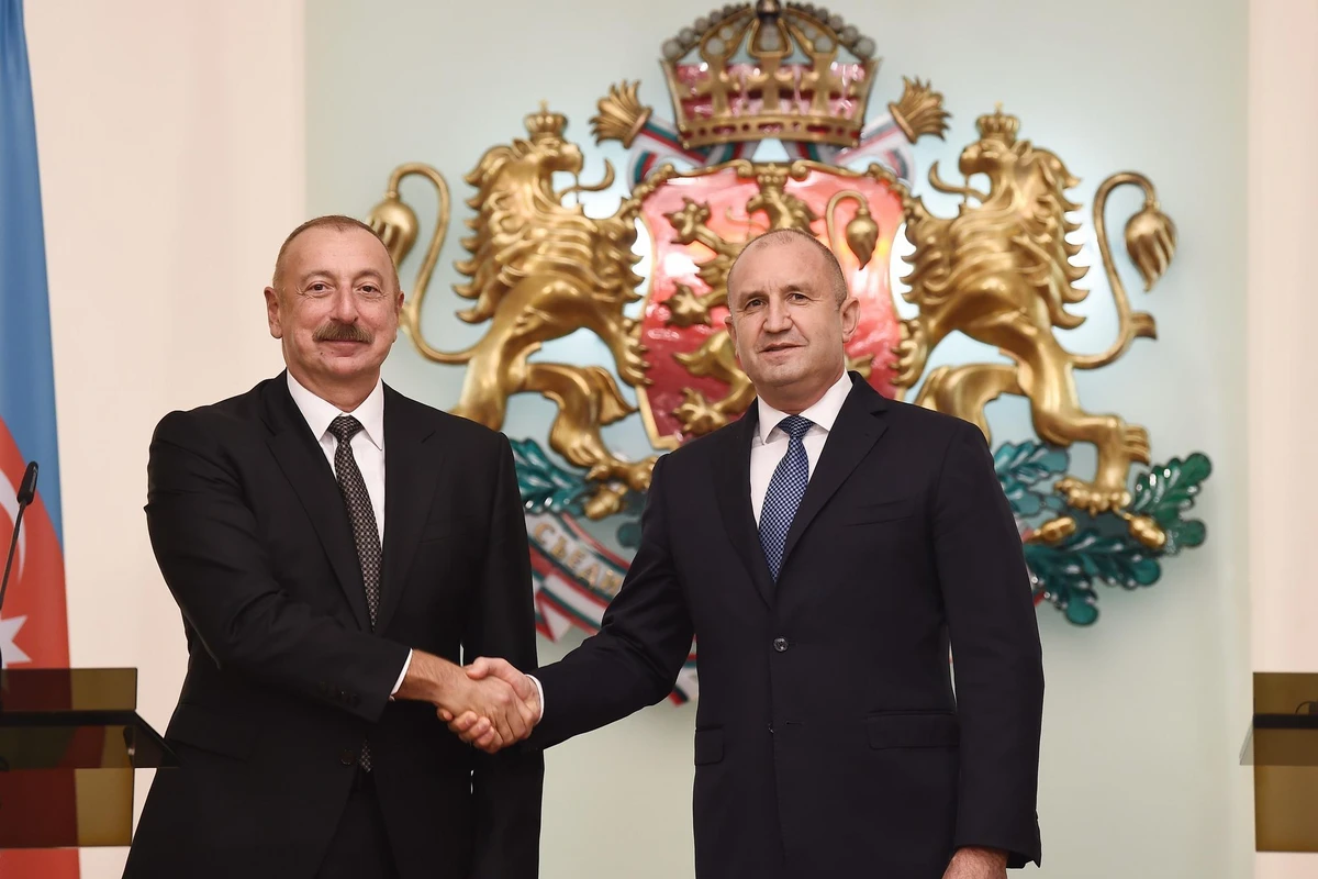 Azərbaycan və Bolqarıstan prezidentləri mətbuata bəyanatlarla çıxış ediblər - FOTO - YENİLƏNİB