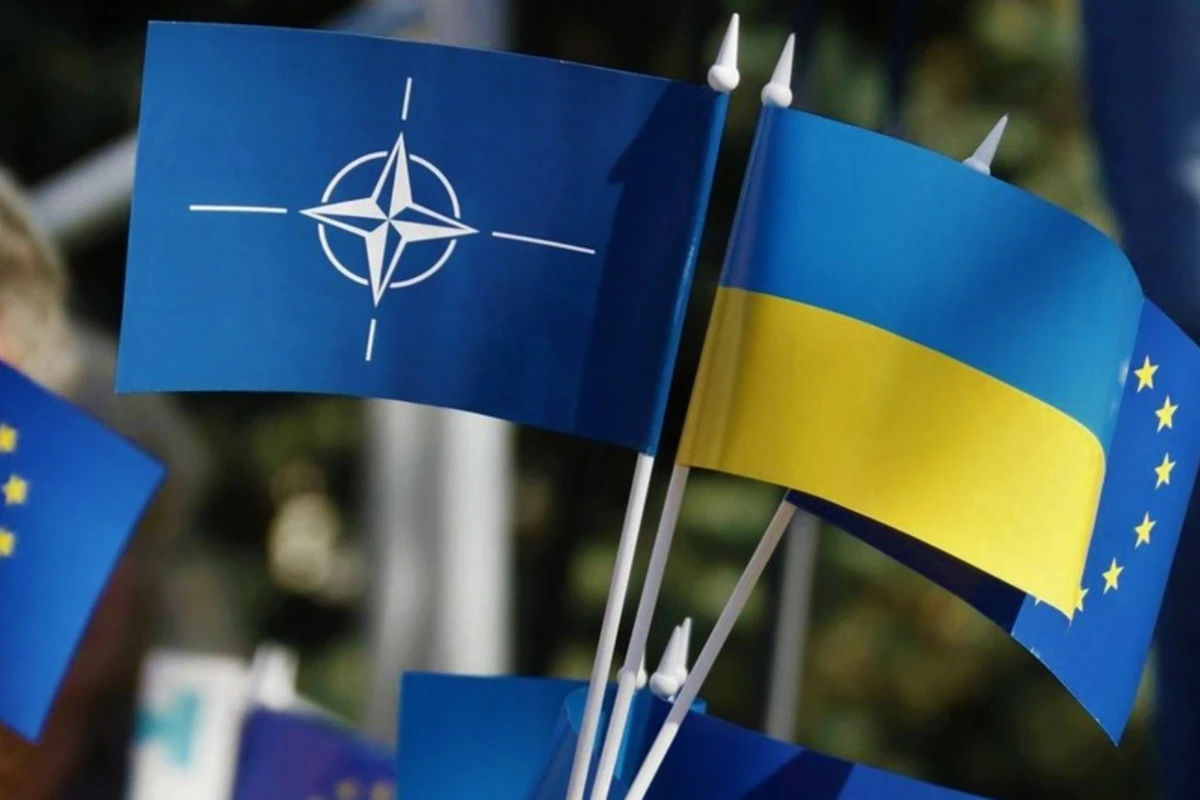 NATO-nun 9 ölkəsi Ukraynaya hərbi yardımı artırmağa çağırıb NATO-nun 9 ölkəsi Ukraynaya hərbi yardımı artırmağa çağırıb