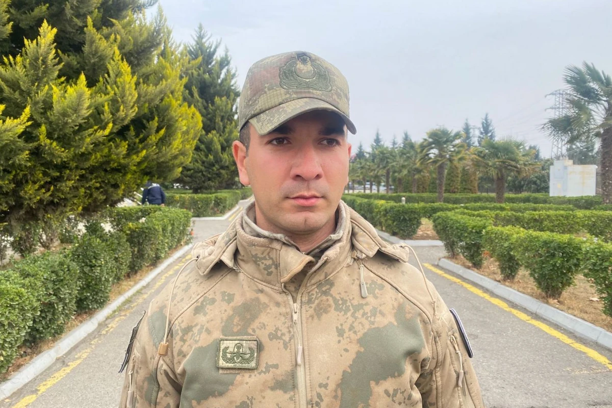 Kəmaləddin Heydərov minaya düşərək yaralanan hərbçiyə “mayor” rütbəsi verdi