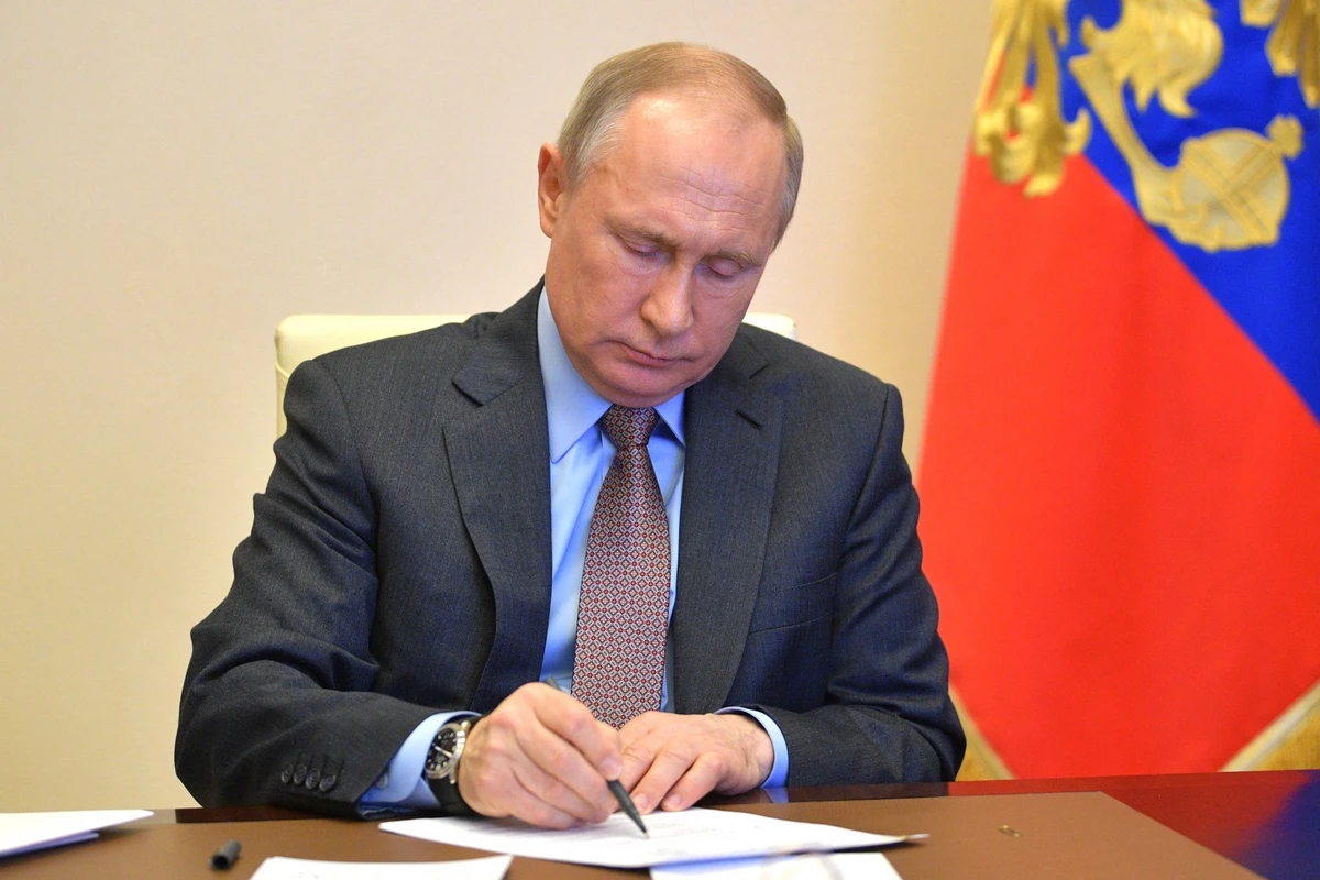 Путин утвердил ратификацию договоров о присоединении 4-х областей Украины