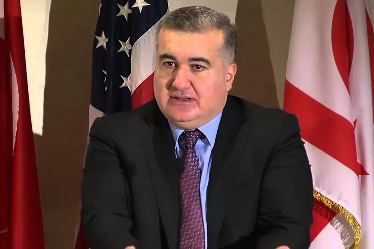 Azərbaycan səfiri Britaniyanın xarici işlər naziri ilə görüşüb - FOTO