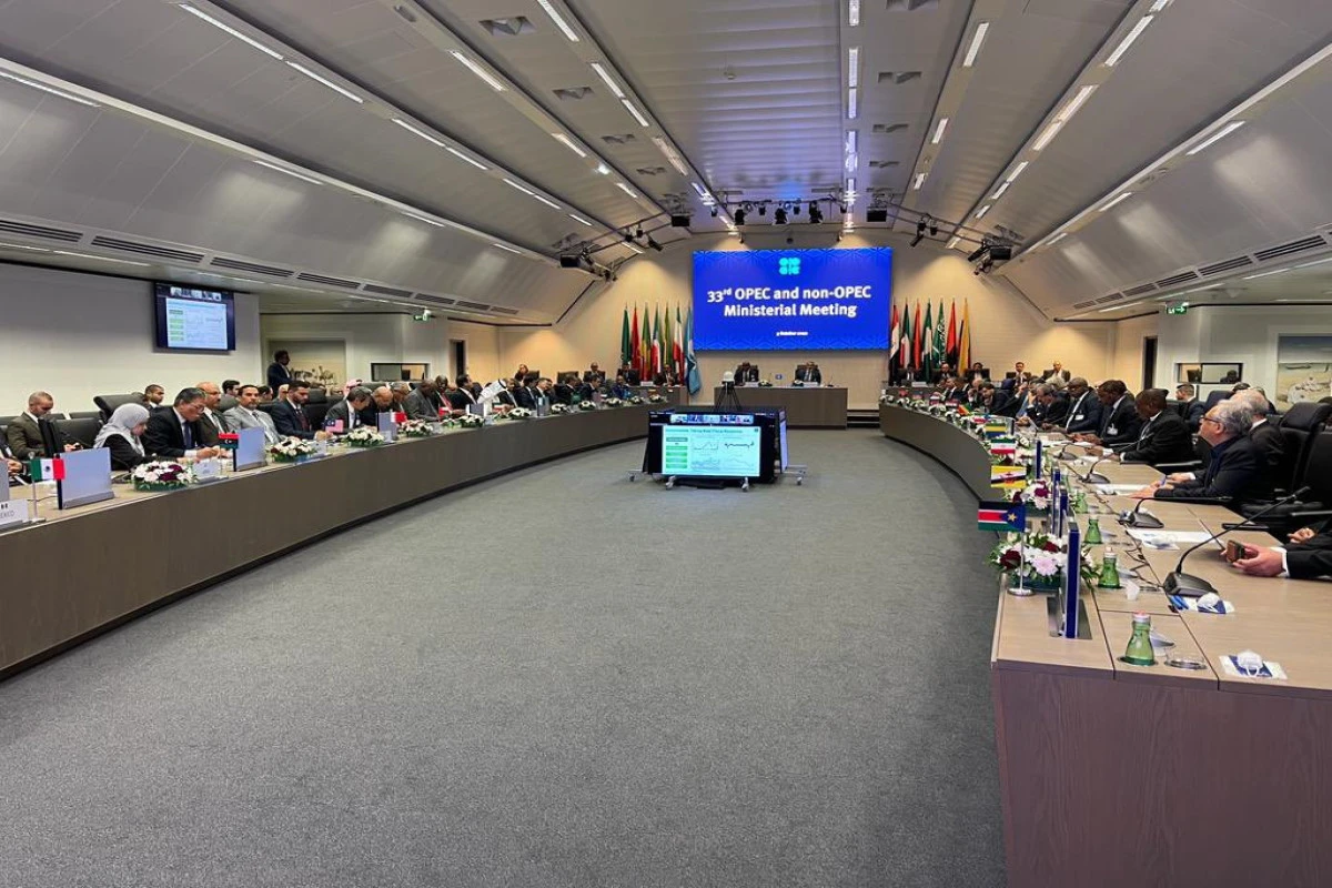 Pərviz Şahbazov OPEC+un iclasında iştirak edib Pərviz Şahbazov OPEC+un iclasında iştirak edib