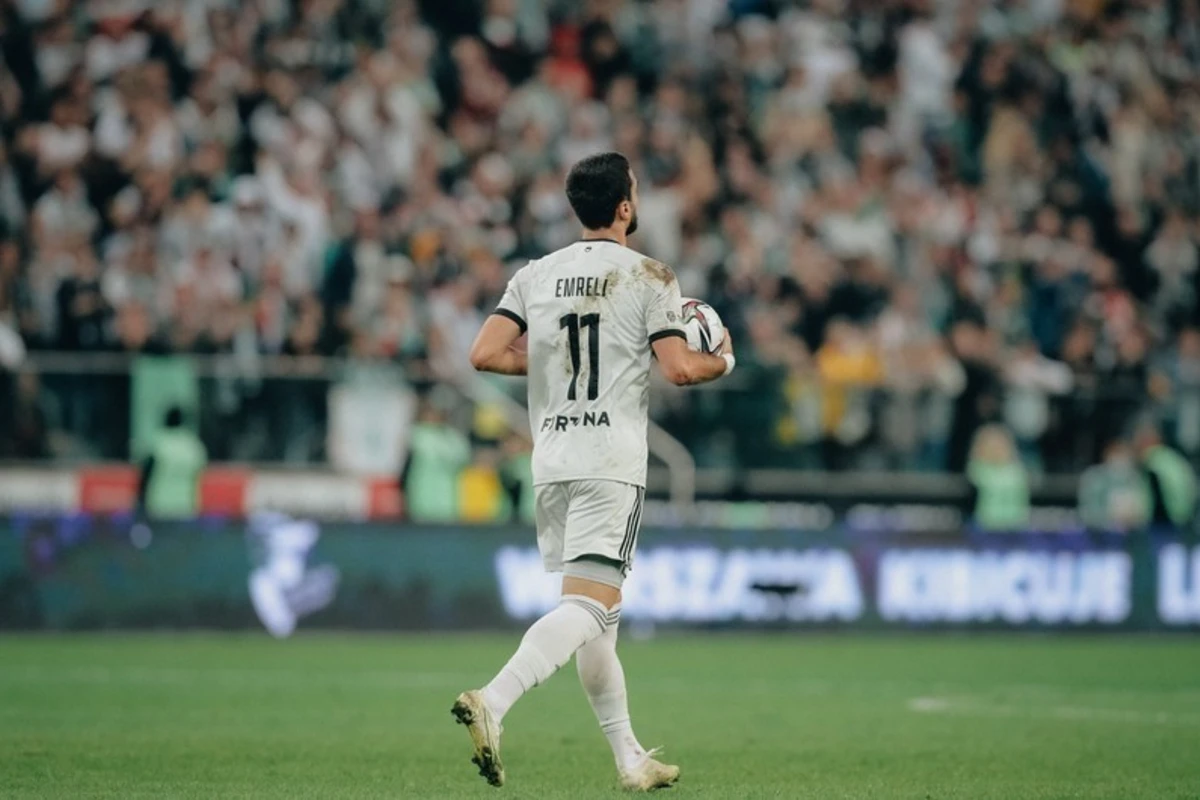 Dinamo Mahir Emreli ilə müqaviləni pozmaq istəyib Dinamo Mahir Emreli ilə müqaviləni pozmaq istəyib