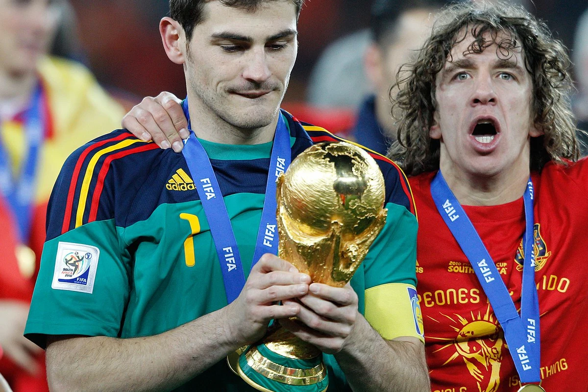 Kasilyas və Puyol paylaşımlarını sildilər və üzr istədilər - FOTO