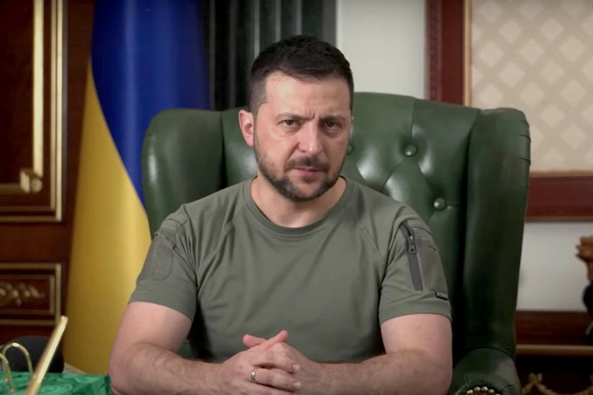 Зеленский отреагировал на массированный ракетный обстрел Украины