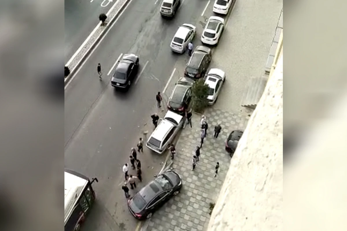 Bakıda 6 avtomobil toqquşdu - VİDEO