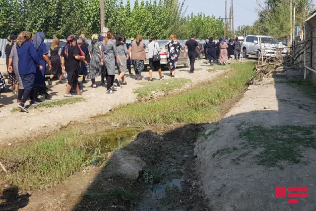 Ukraynada həlak olan qardaşlar Zərdabda dəfn edilib - FOTO
