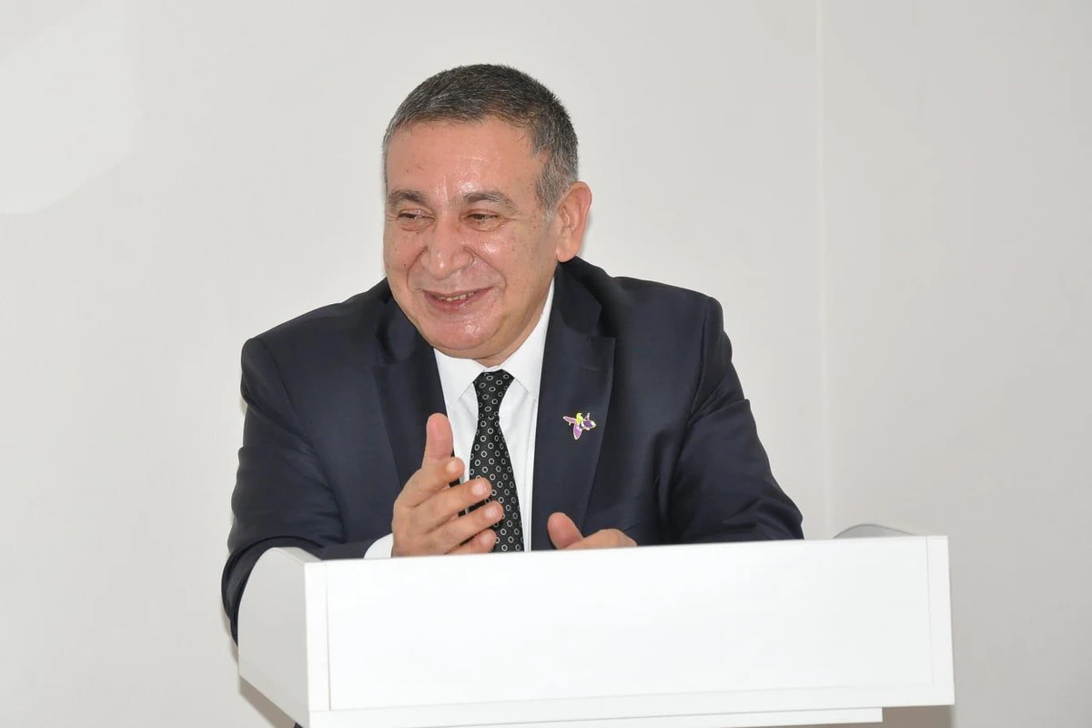 Rəşad Məcid: Məndən ev, iş və maaş xahiş edirlər - VİDEO