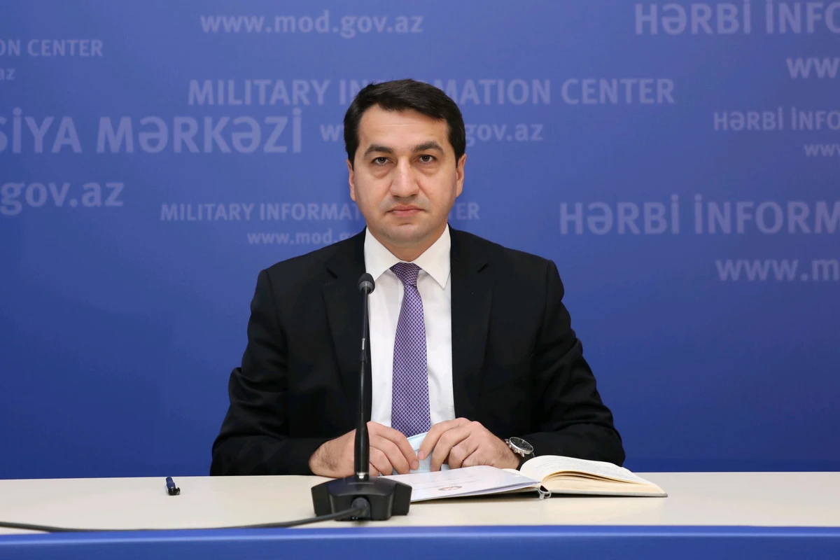 Hikmət Hacıyev Gəncə terrorunun ikinci ildönümü ilə bağlı paylaşım edib - FOTO